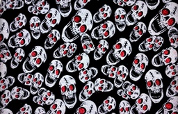 [Fantasía skider] Terciopelo negro con calaveras de ojos rojos